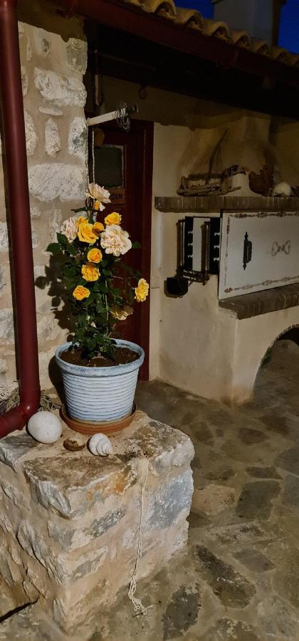 Apartmán Olive Oil Mill Kokkala Exteriér fotografie